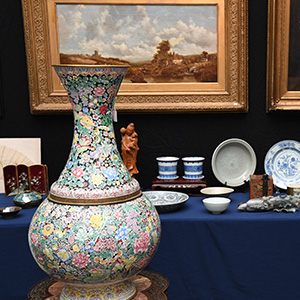 Collector's Focus: Decorative Arts & Antiques featured image